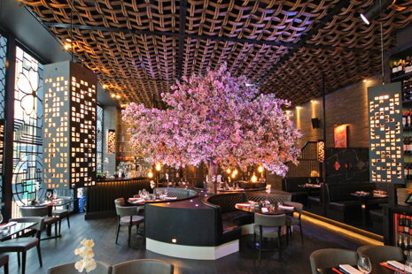 Jak vybrat umělý strom do interiéru